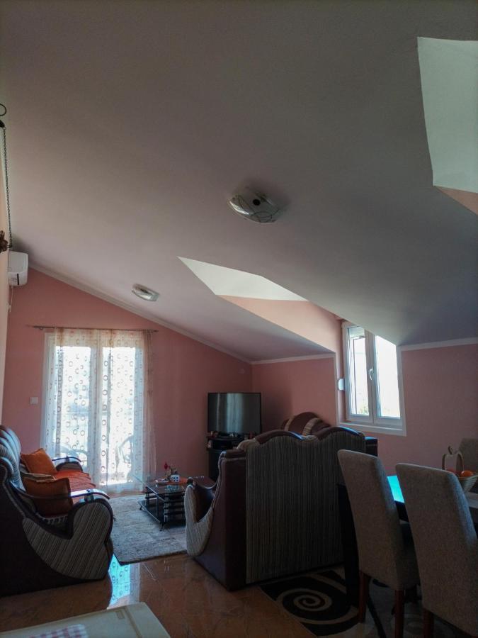 Apartment Balsa